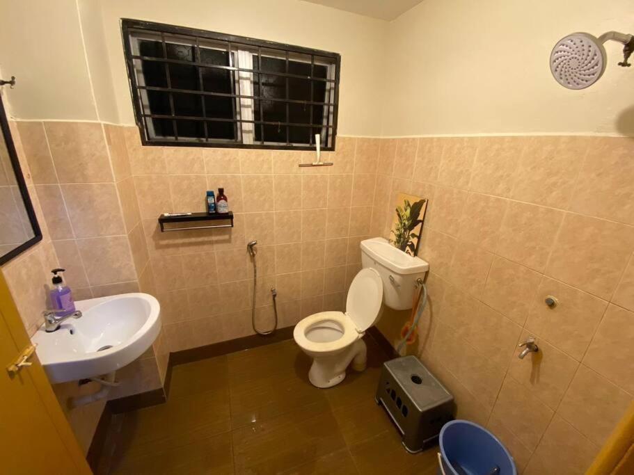 Holiday home Tanjung Hijau - Bukit Beruntung - 2ndfloor - 4 Bedrooms Rawang