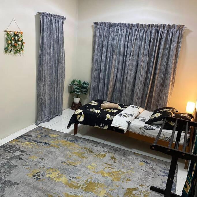 Tanjung Hijau - Bukit Beruntung - 2ndfloor - 4 Bedrooms * Rawang