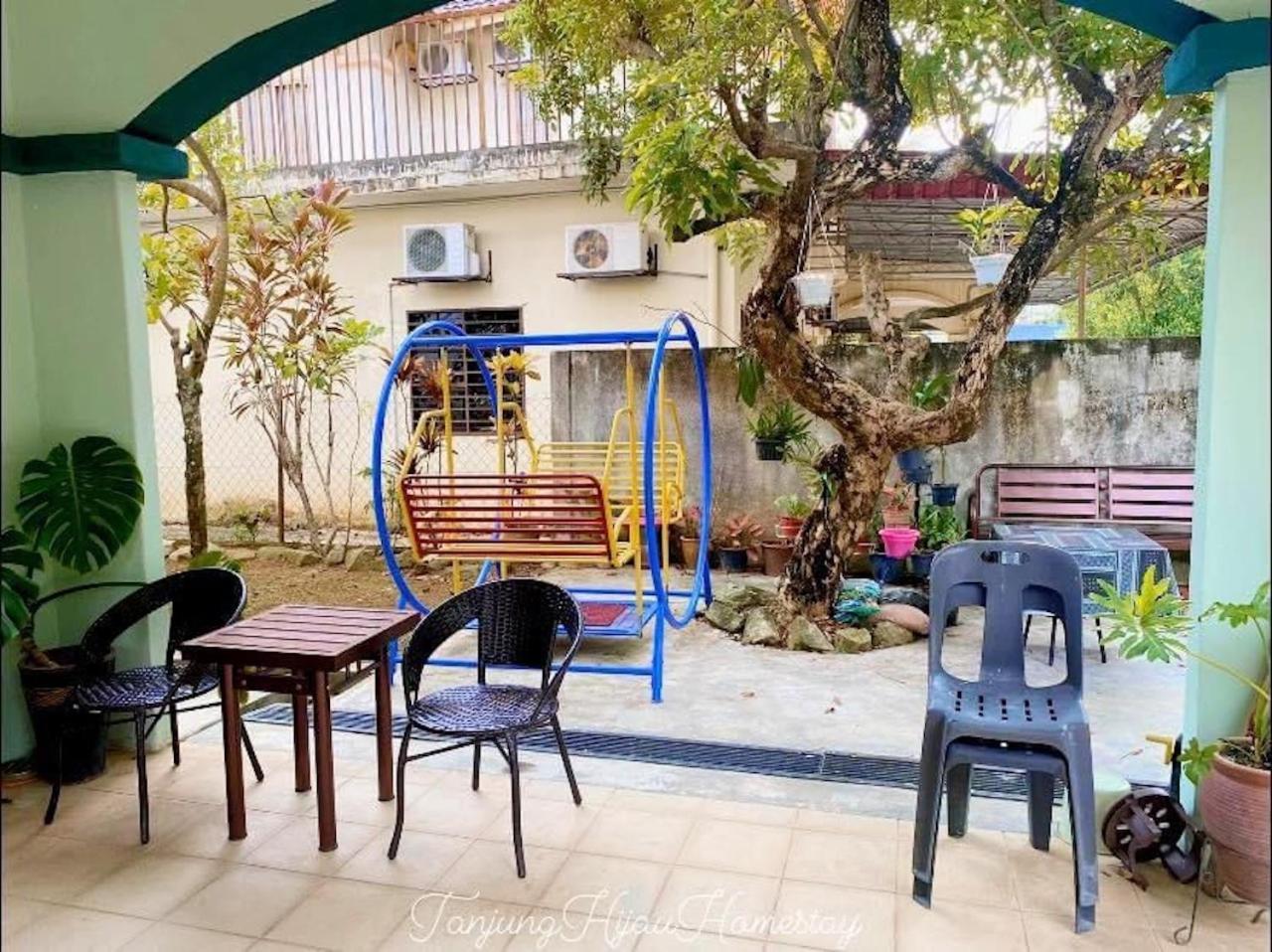 Tanjung Hijau - Bukit Beruntung - 2ndfloor - 4 Bedrooms Holiday home